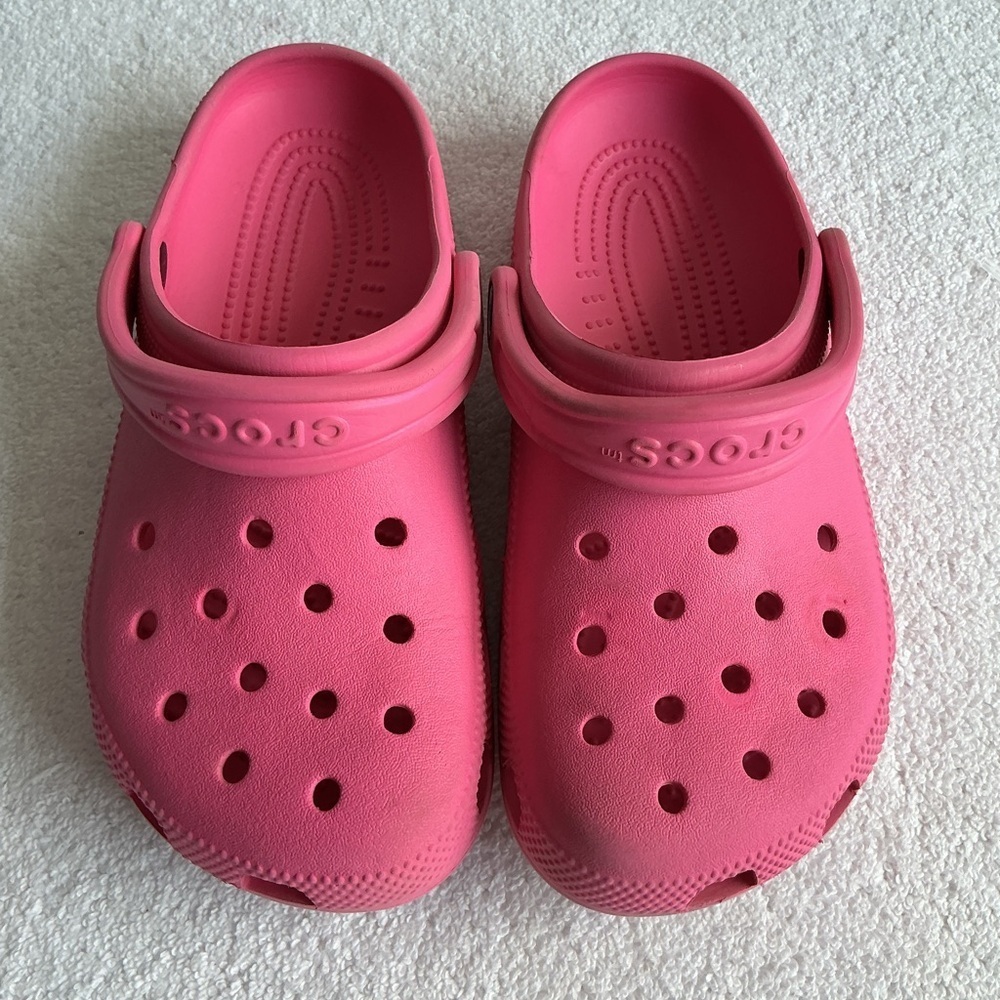 CROCS Kids Vibrant Pink Sandals